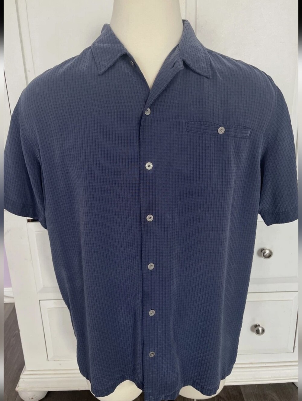 Men's Columbia Short-Sleeve Navy Textured Button-Up Shirt